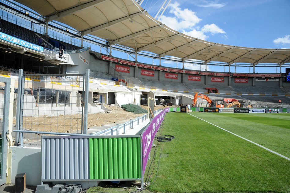 Rénoivation des tribunes du Stadium