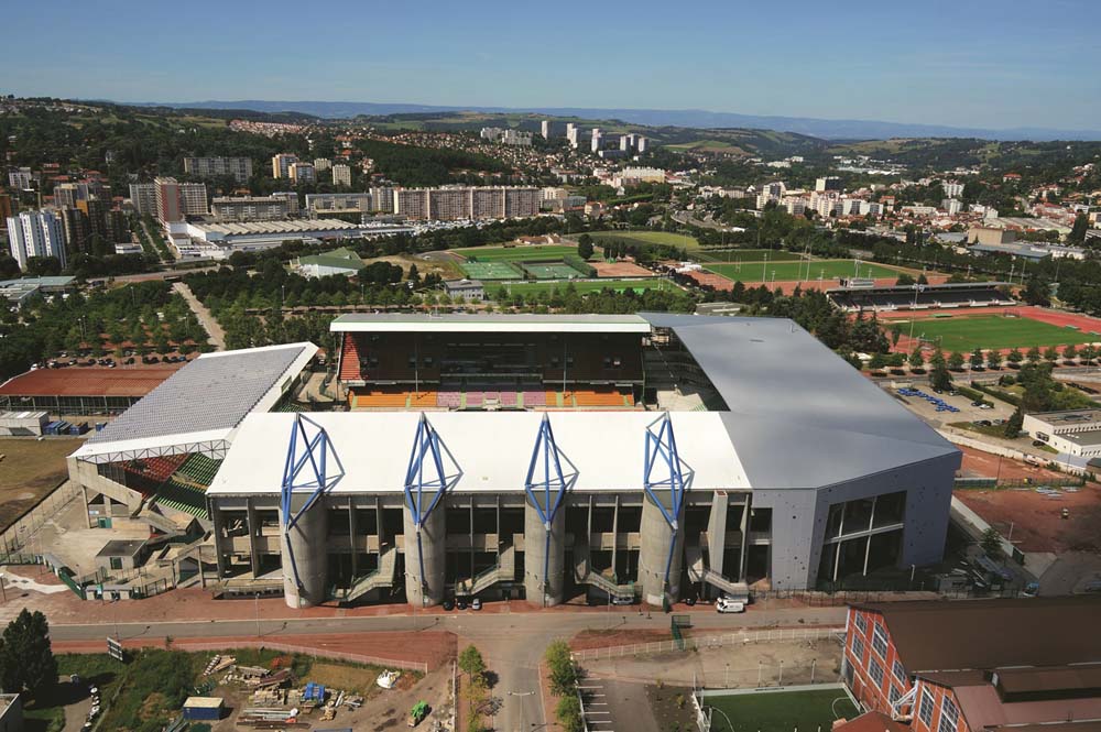 Saint-Etienne restgaure son stade
